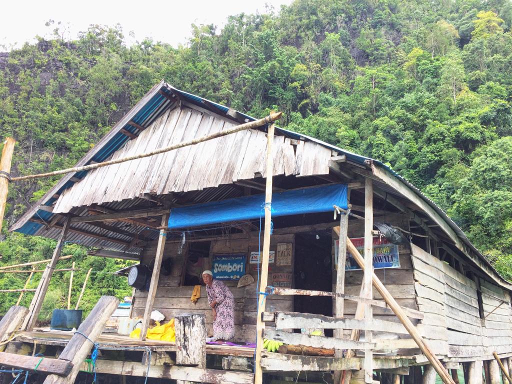 Rumah Nenek Indong Sombori