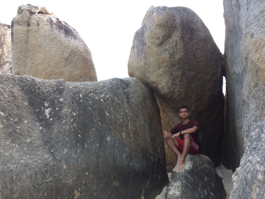 Pulau Batu Berlayar Bangka Belitung