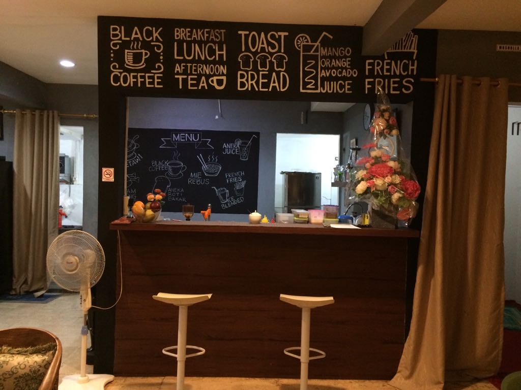 Laa Kitchen & Coffee, Tempat Nongkrong yang Asyik Di Jakarta Selatan