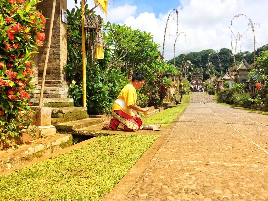Masyarakan Desa Adat Wisata Penglipuran Bali